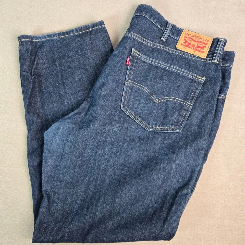 Levi's 559 Relaxed Straight Jeans Mens 44x30.5 Dark Wash Blue Denim 01559-0004